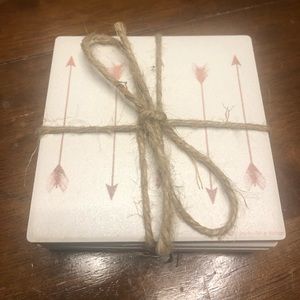 Arrow Coaster Set. Set of 4